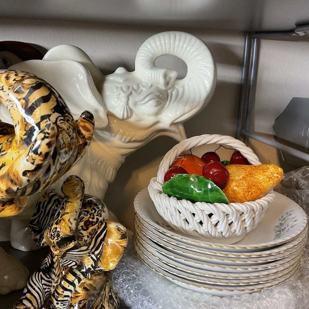 Vintage Bassano Capodimonte Style‎ Italian Italy Ceramic Fruit Basket Figurine